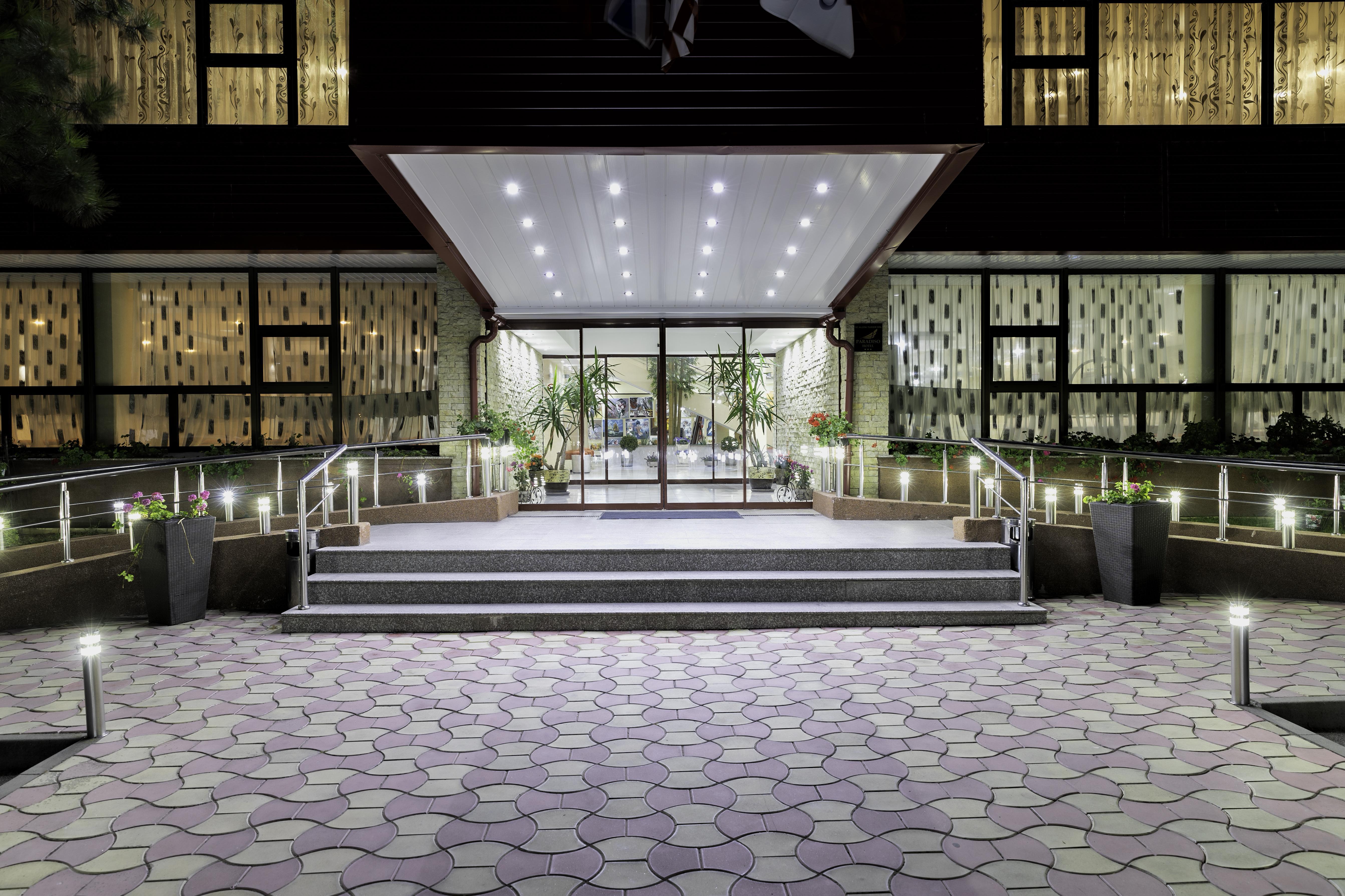 Hotel Paradiso มันกาเลีย ภายนอก รูปภาพ