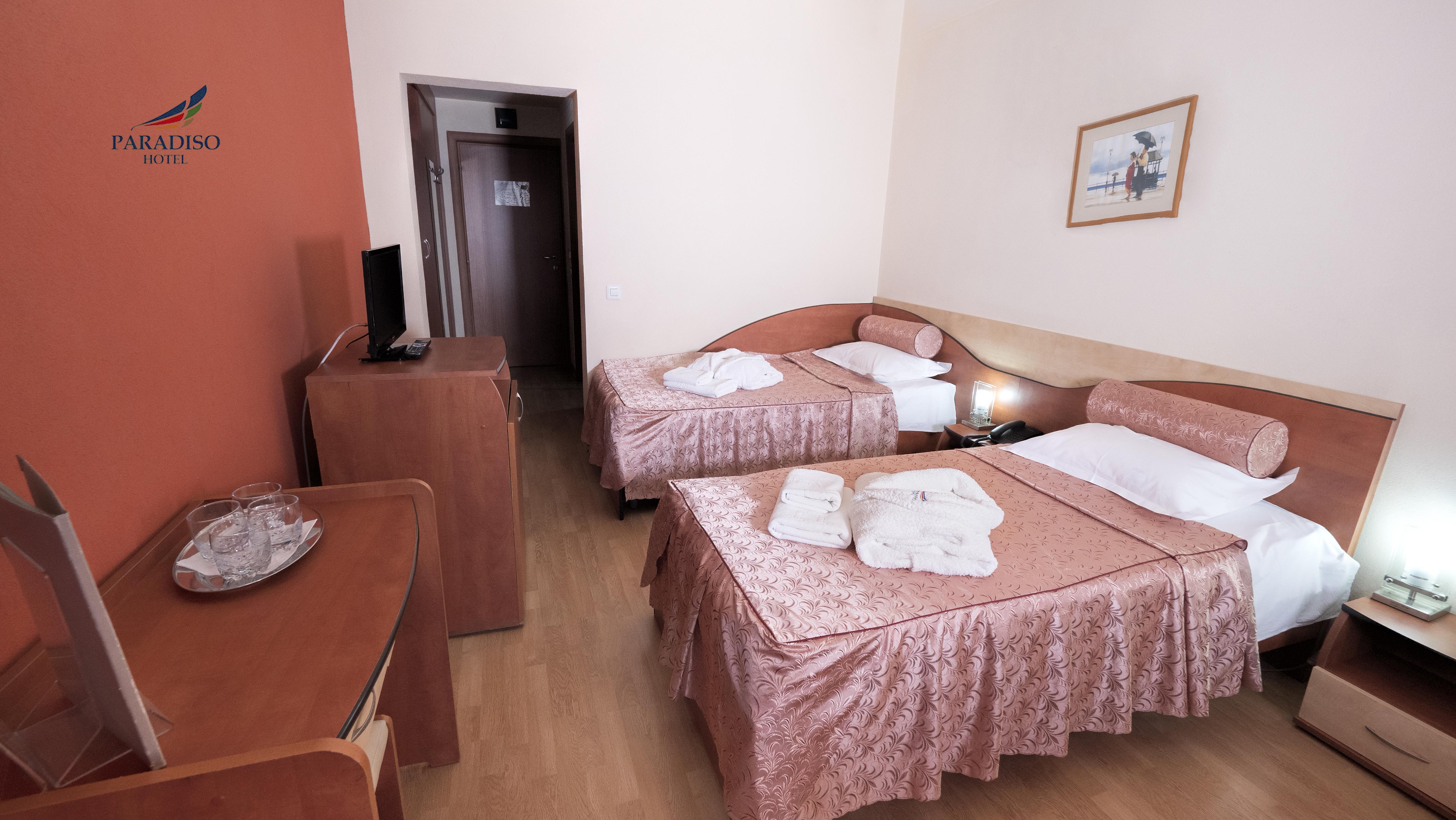 Hotel Paradiso มันกาเลีย ภายนอก รูปภาพ